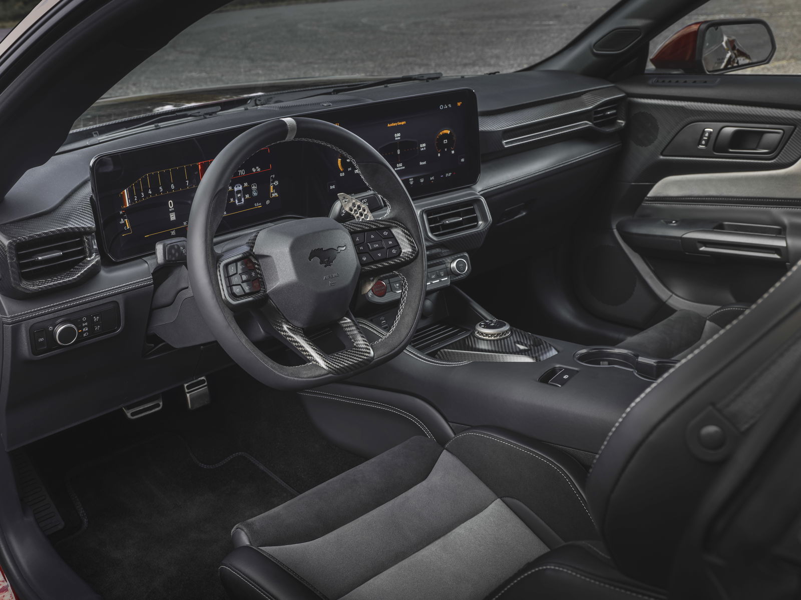 Ford Mustang GTD - interior